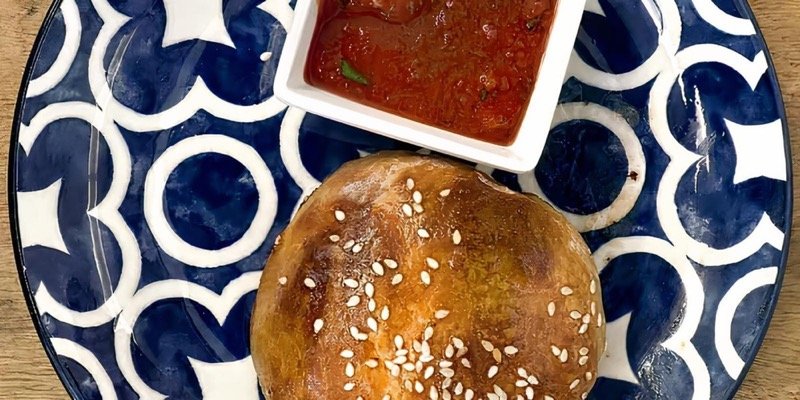 Baked samsa pastries
